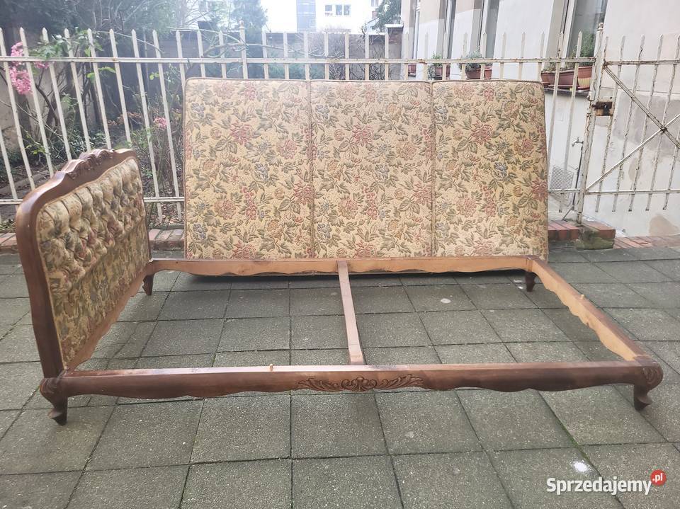 Łóżko w stylu chippendale Sypniewo