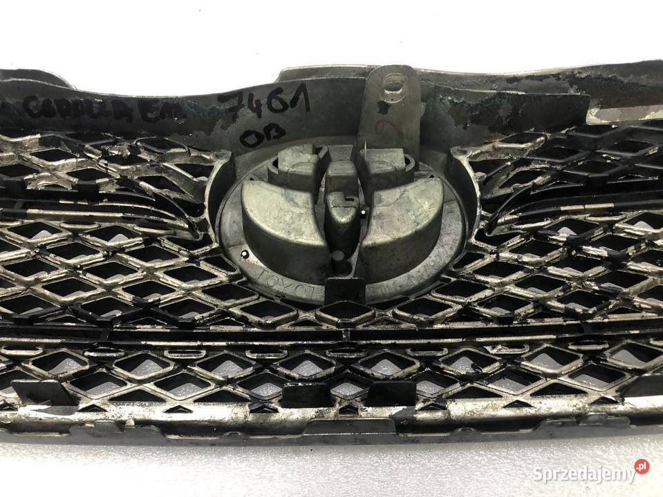 GRILL ATRAPA TOYOTA COROLLA E12 E120 531111A480
