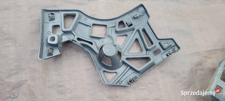 RENAULT MEGANE IV HB ŚLIZG ZDERZAKA TYŁ LEWY Ruda Śląska