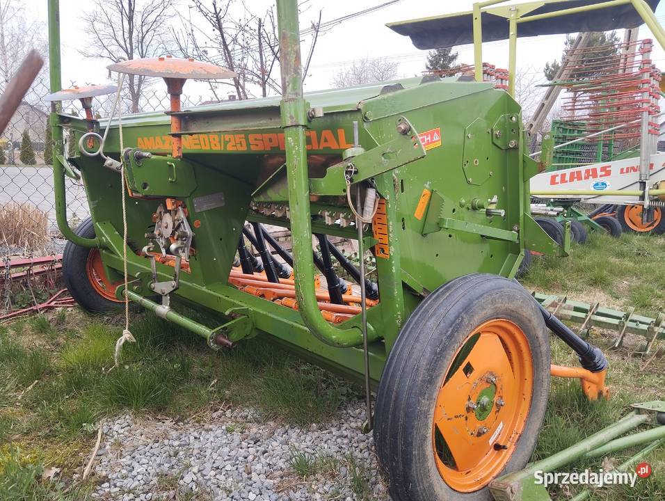 Siewnik zbożowy amazone d8 Rawica Stara sprzedam