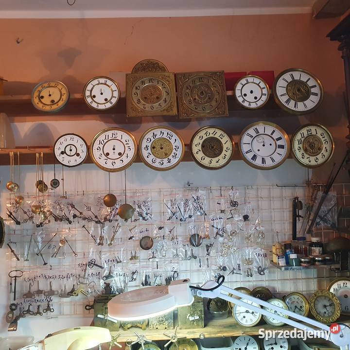 Tarcza porcelanowa 185 sygnowana logiem GBcyfry