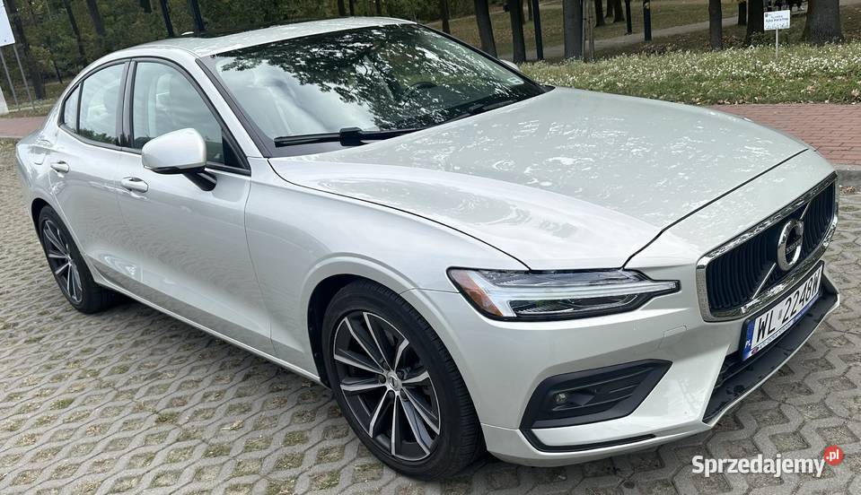 VOLVO S60 2.0 benzyna 310 KM. AWD Momentum Pro