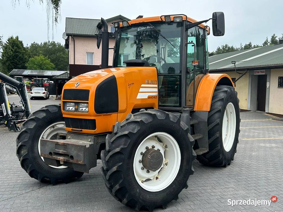 Renault Ares 640RZ 697 Arion 420 Claas MF 6465 Laskowiec