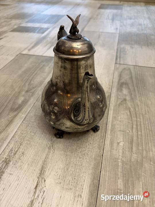 Zdobiony dzbanek