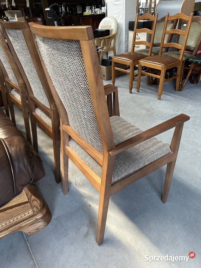 Ładne fotele z materiału na dębowym stelażu wielkopolskie Sławoszewek