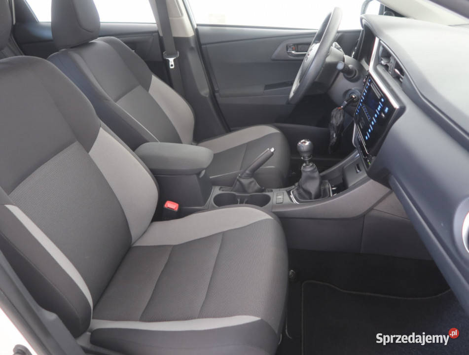 Toyota Auris 13 Dual VVTi benzyna dolnośląskie Bielany Wrocławskie