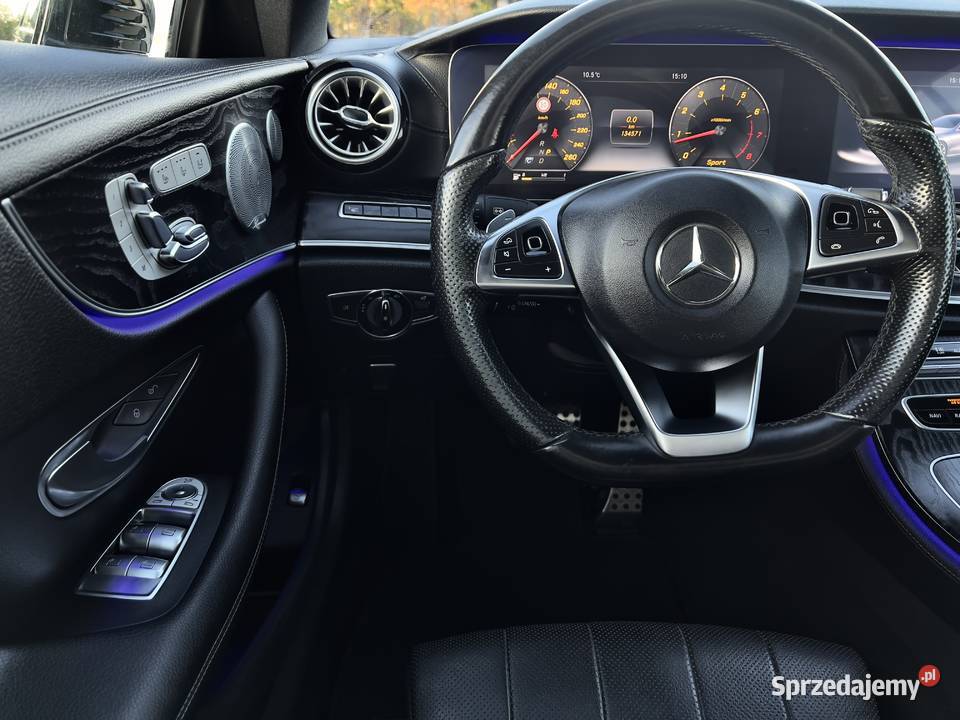 Mercedes Benz E300 Coupe AMG LINE benzyna