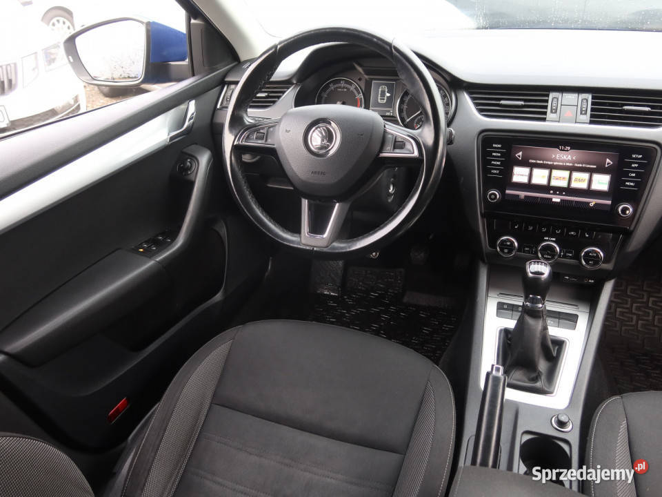 Skoda Octavia 14 TSI elektryczne szyby sprzedam