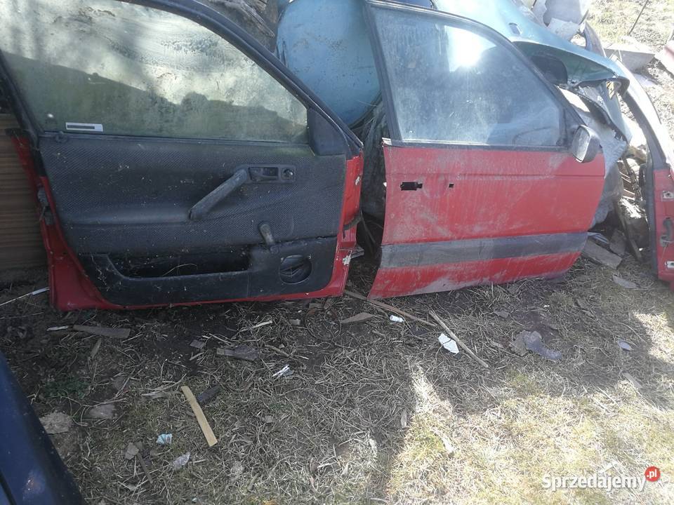Vw passat b3 B4 zderzak przedni Rok produkcji 1994 świętokrzyskie Górno sprzedam