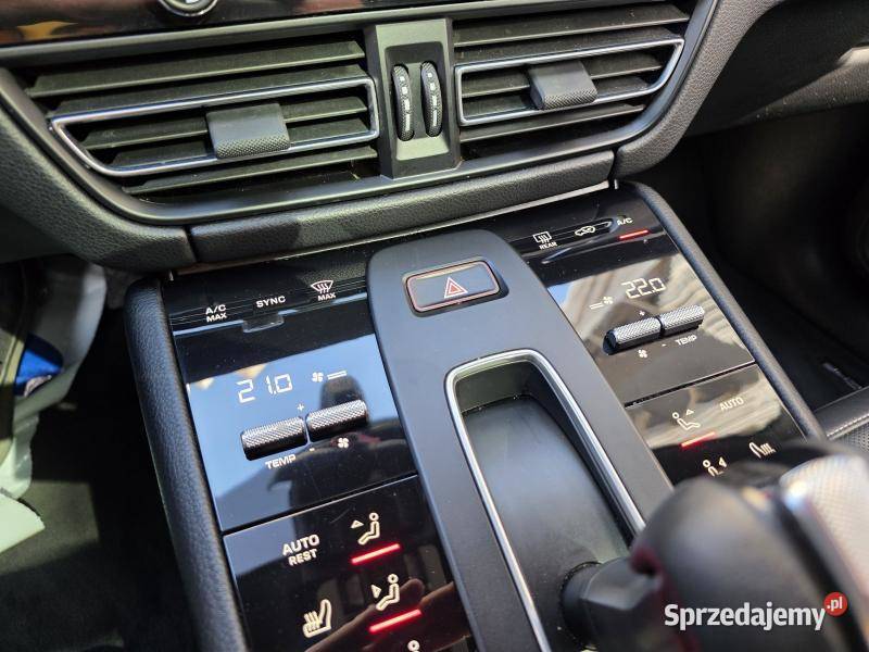 Macan GTS V6 29l benzyna 440 Przebieg39 856 39856km Warszawa