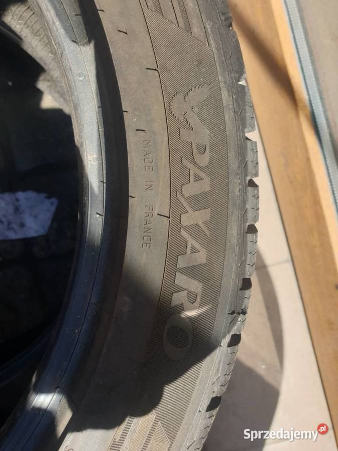 Dwie zimowe opony 21550 R17
