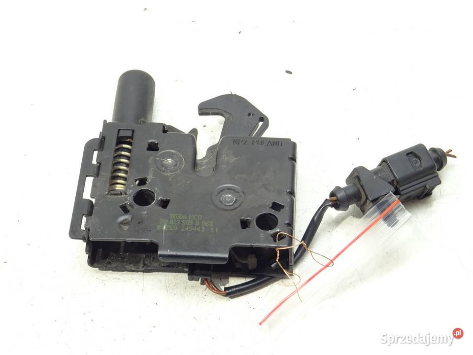 ZAMEK MASKI SKODA SUPERB III Kombi 3V0823509B osobowe