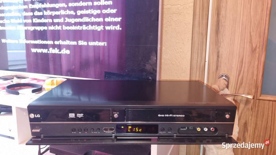 MAGNETOWID NAGRYWARKA VHS DVD Recorder LG Warta