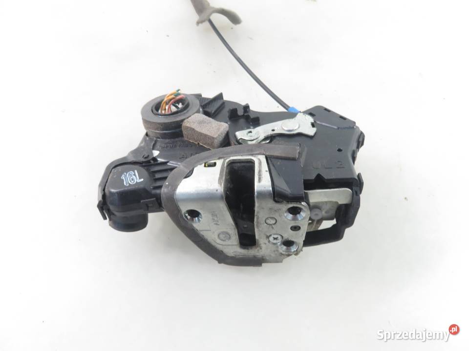 ZAMEK LEWY PRZEDNI TOYOTA COROLLA Verso osobowe