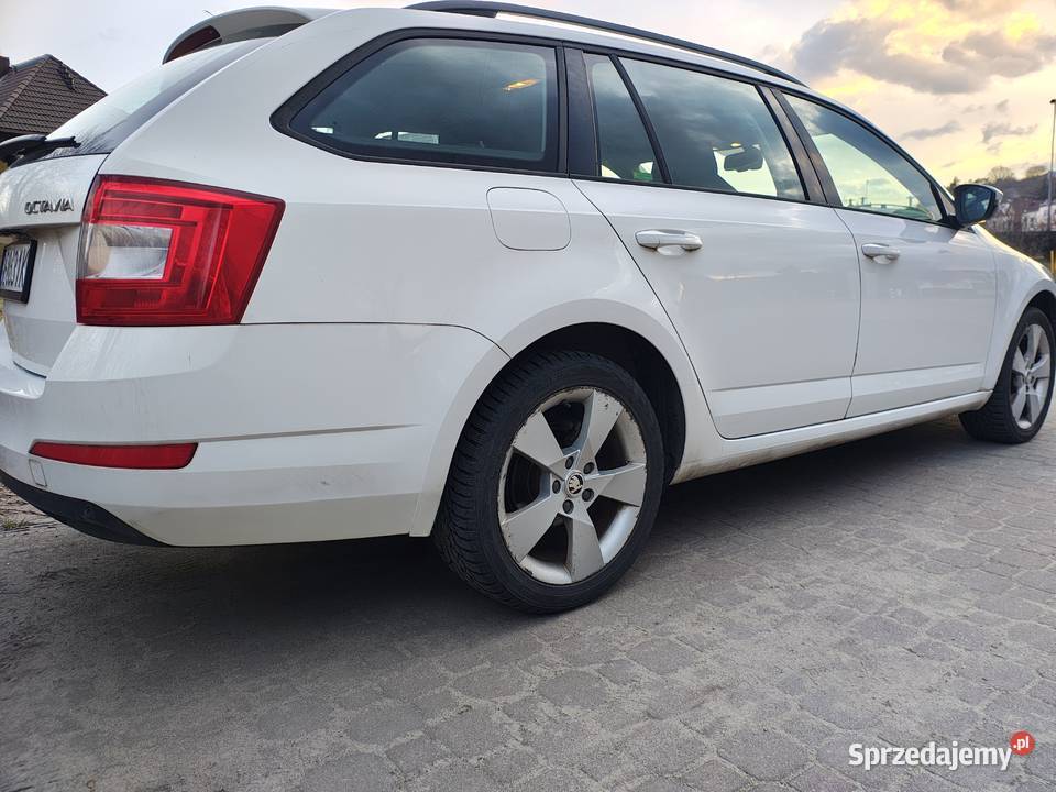 Skoda Octavia 20 TDI 150 XenonNavipodgrzewana bluetooth Reda