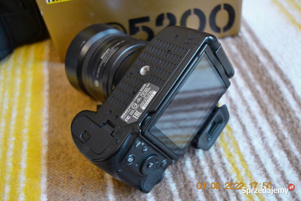 Nikon D5200 z obiektywem Nikkor F 35mm 18G DX Biała Podlaska sprzedam