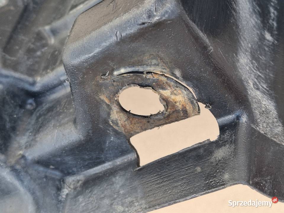 MERCEDES ACTROS MP4 OSŁONA SILNIKA WYGŁUSZENIE ciężarowe Bieleń