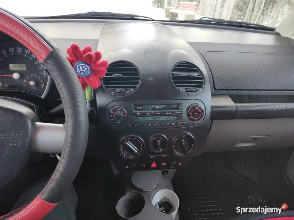 Volkswagen Beetle 20 benzyna zadbany super stan New Beetle Bytów