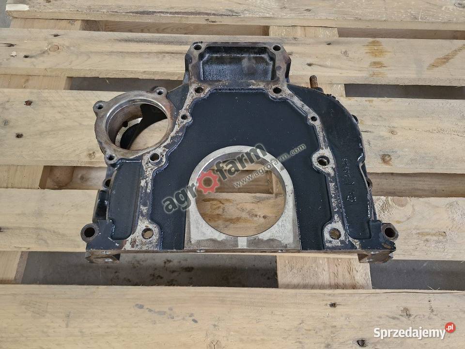Obudowa koła zamachowego Case Farmall 100C 105C Byków sprzedam