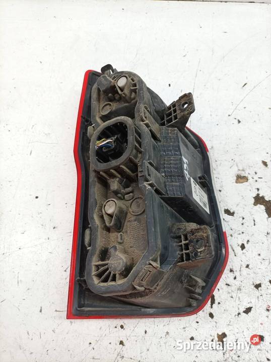 LAMPA TYŁ PRAWA EU ET7613404AF Ford Transit