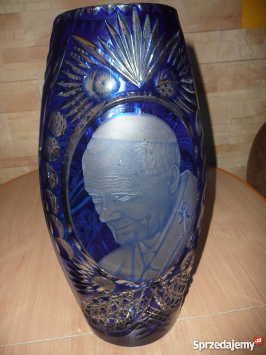 Wazon kryształowy z wizerunkiem Jana Pawła II sprzedam