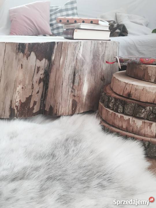 Stolik drewniany pien