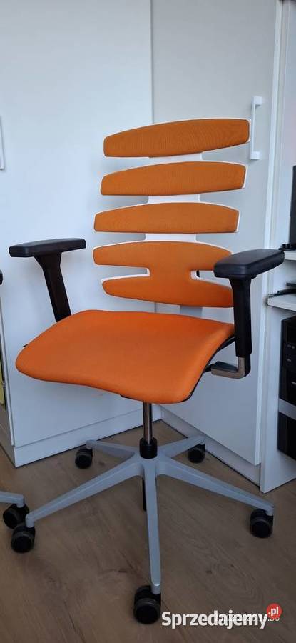 Krzesło obrotowe Sitag Wave innowacyjny fotel Piastów