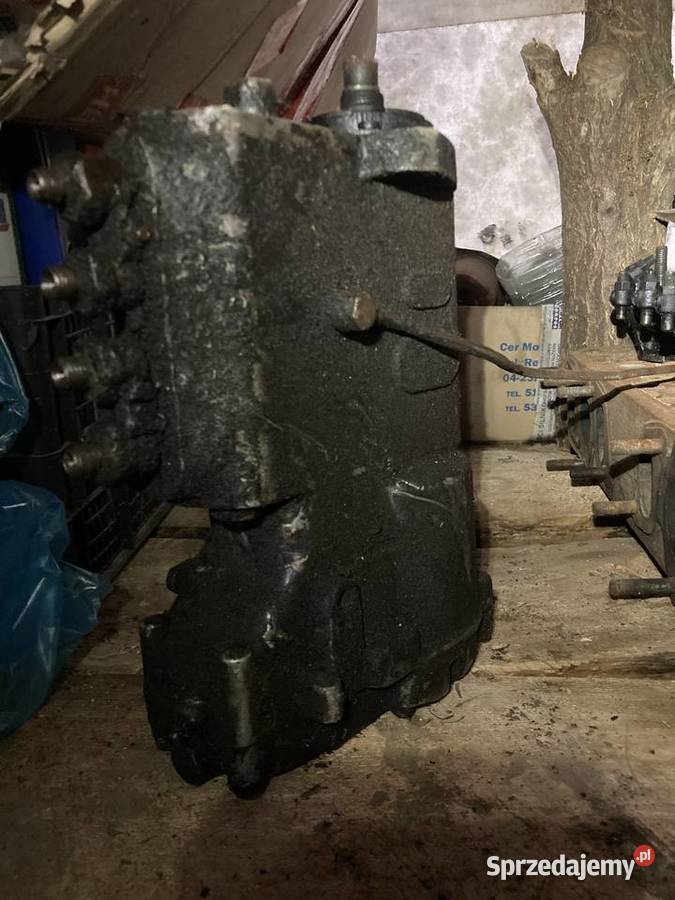 Pompa wtryskowa Ursus 360 355 4011 Szczecin