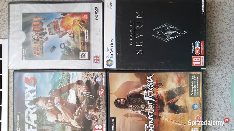 Duży zestaw gier komputerowych