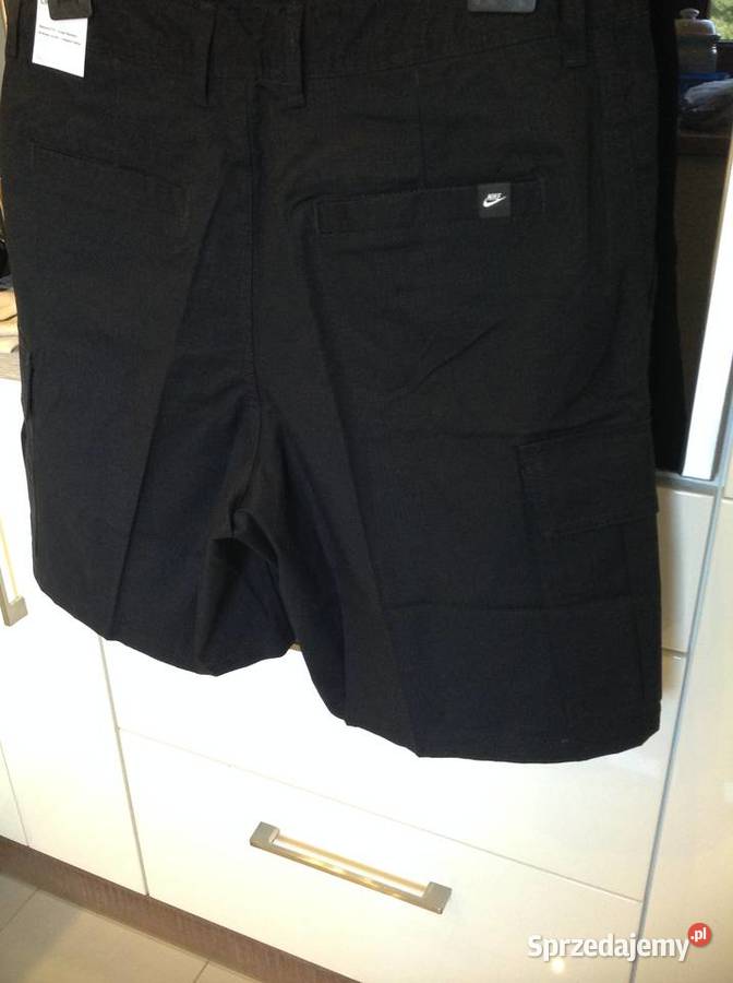 Spodnie Bojówki Krótkie Cargo Czarne Męskie NIKE Nowa Sól