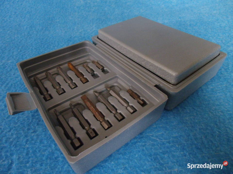 komplet narzędzi widoczny na zdjęciu dolnośląskie Bielawa