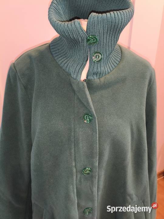 Płaszcz jesienny damski rozkloszowany ze stójką zielony Pobiedziska