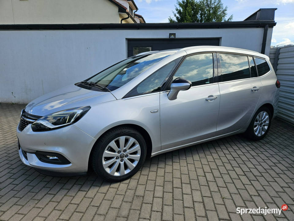 Opel Zafira 20 CDTi 170 navi LED kamera ESP Gdynia sprzedam