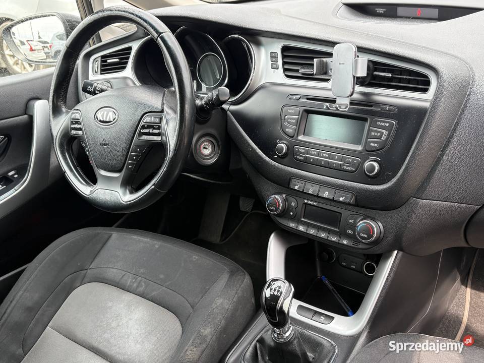 Kia Ceed 1582cm3 Paniówki
