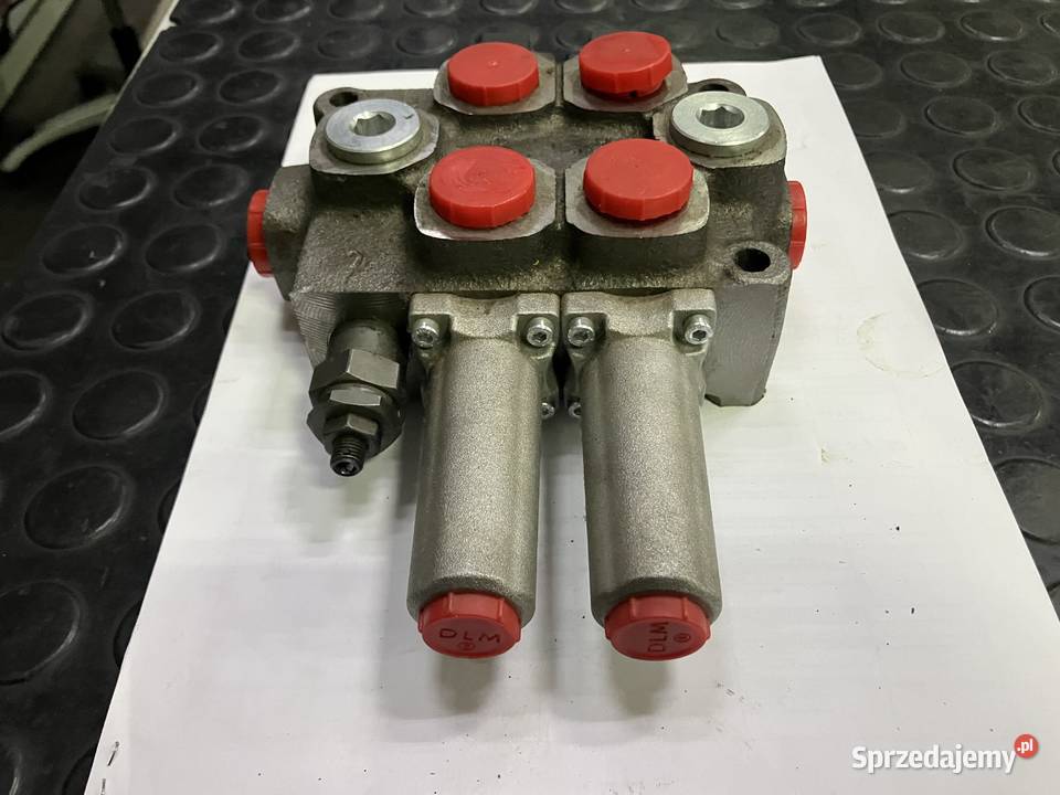 Rozdzielacz hydrauliczny 2 sekcyjny Q45 60Lmin Kożuchów