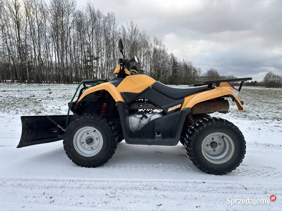Quad z pługiem Kymco Mxu 250 łańcuch
