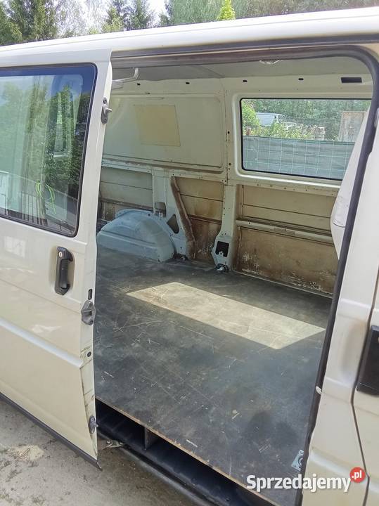 Sprzedam wv T4 long z 2002 25 tdi biały Volkswagen Puławy