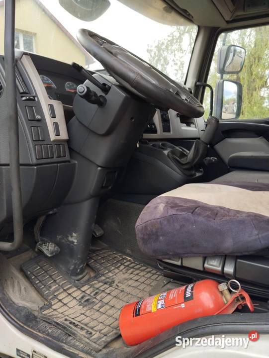 Sprzedam Volvo FL 4XR3 z 2008 roku trzystronny Radom sprzedam