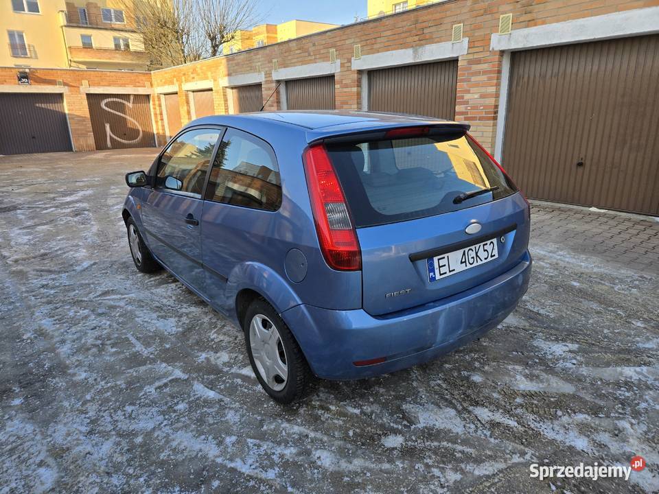Ford Fiesta 14 benzyna 2003 Oc do grudnia Łódź