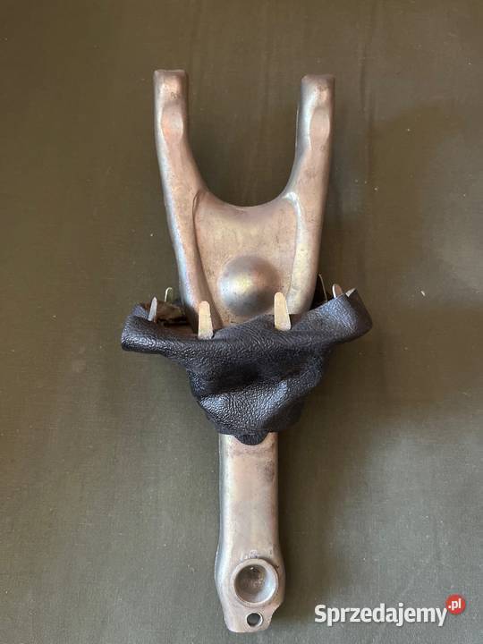 Łapa sprzęgła UAZ Serock