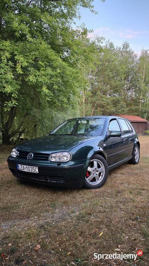 Volkswagen Golf 4 16 benzyna 120 alufelgi klima poduszka powietrzna Zamość
