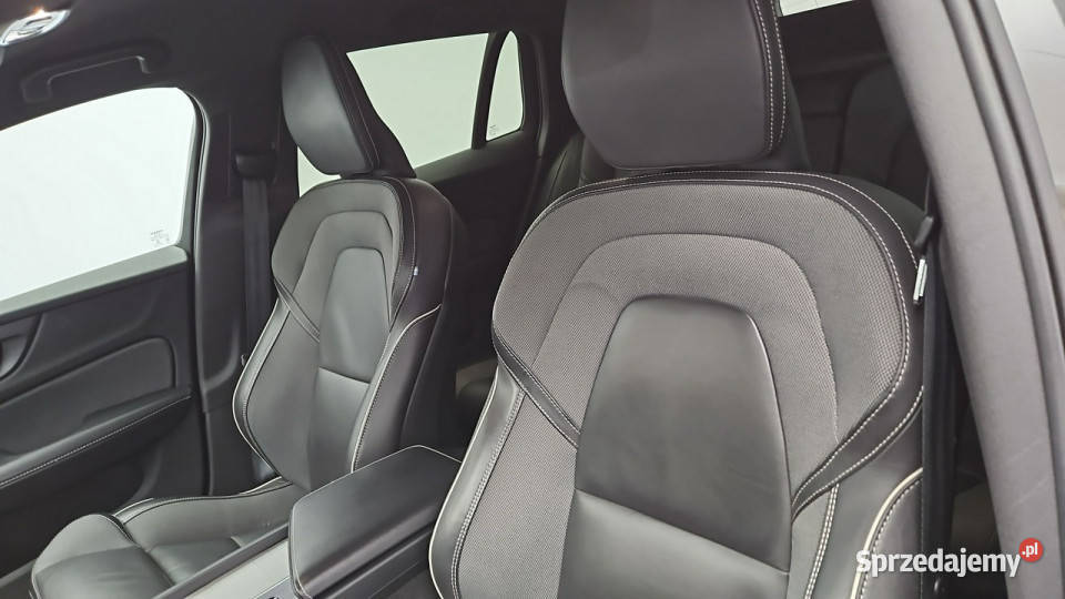 Volvo V60 B4 D Plus Dark aut Z Polskiego Salonu mazowieckie Warszawa sprzedam
