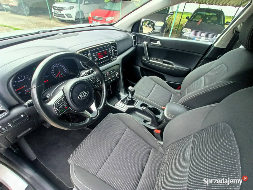 Kia Sportage pierwszy właściciel niski przebieg elektryczne lusterka łódzkie