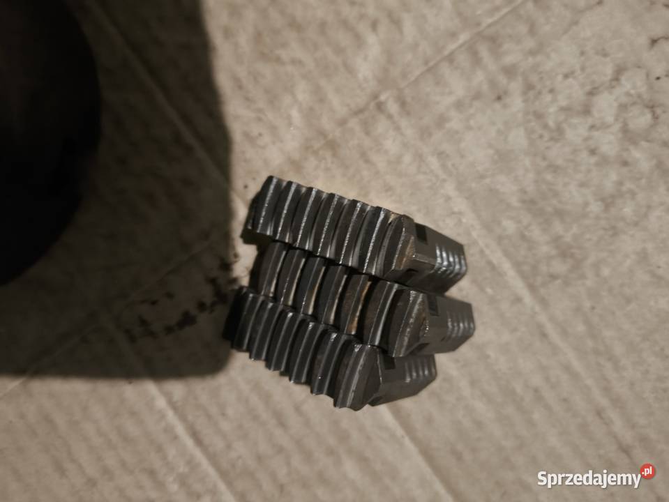 Uchwyt tokarski 125 z czasów PRL Bełchatów