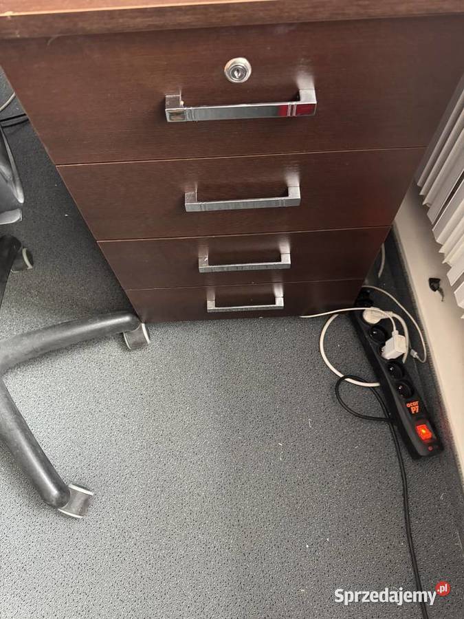 Meble biuro sprzedam Tomaszów Mazowiecki