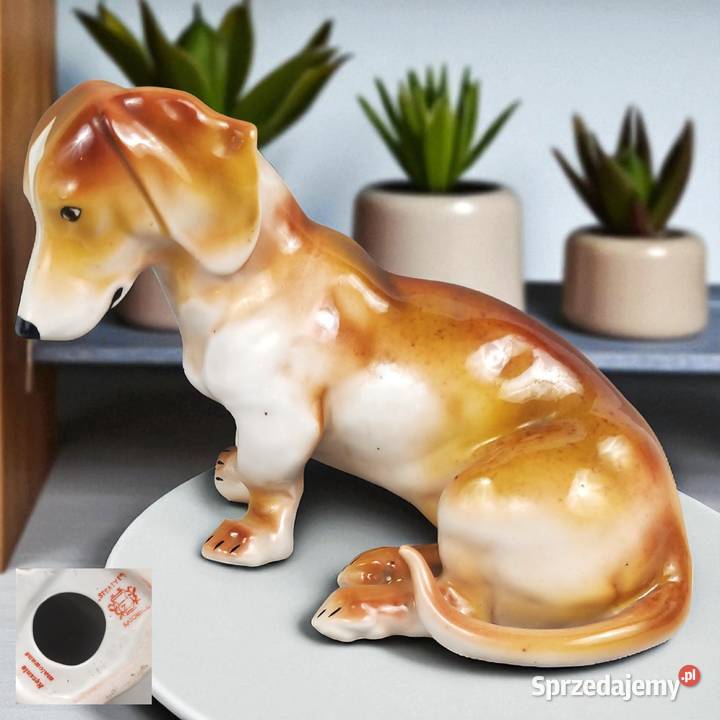 Jamnik siedzący duża figurka 20155 Steatyt Bronisze