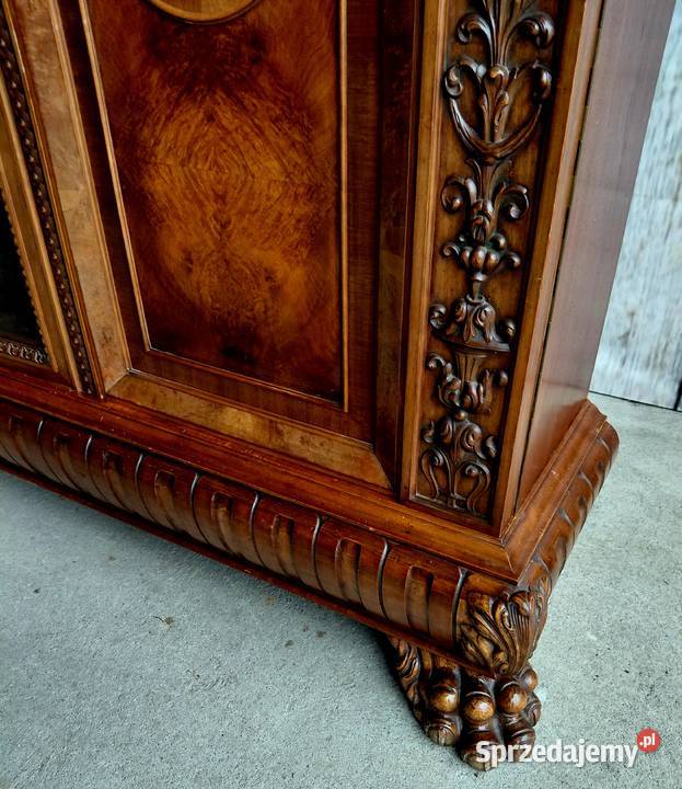 bibliotekarka z lwimi nogami 521