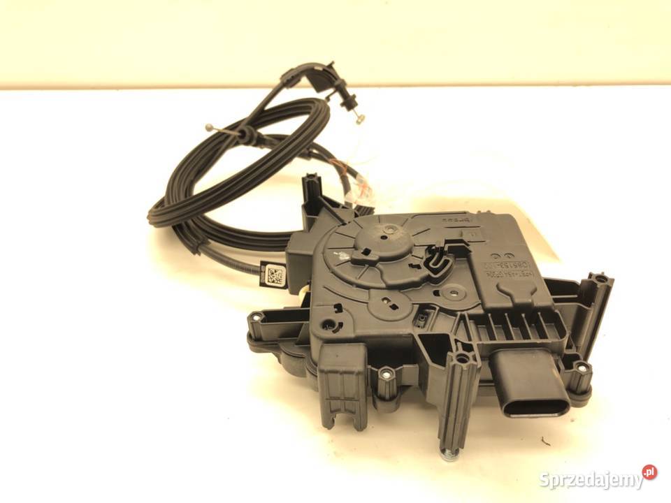 ZAMEK DRZWI PRAWY TYŁ VW CADDY V Minivan osobowe