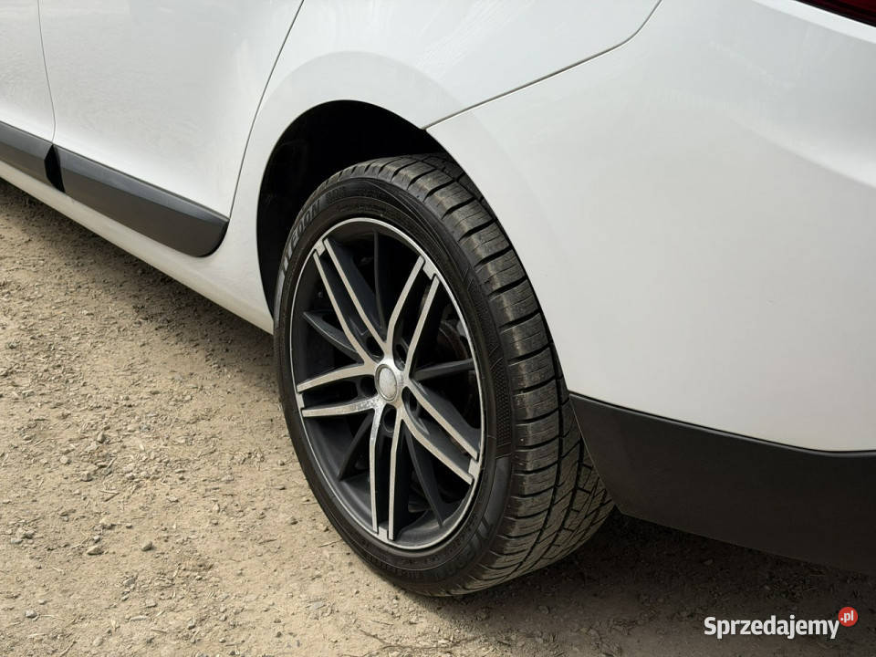 Renault Megane 161106biegNAVIkolorKLIMA garażowany Częstochowa sprzedam