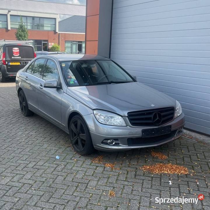 Sprzedam Mercedes c180 w204 silnik nieodpala Bielsko-Biała
